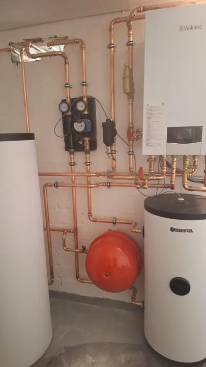 Podłączenie pompy ciepła do instalacji grzewczej domu